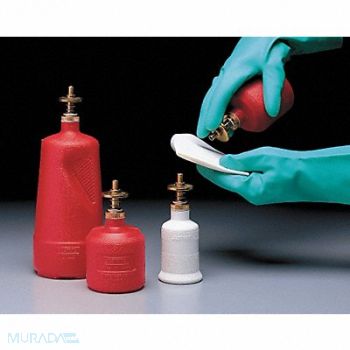 JUSTRITE Brass Nozzle 8 32 oz dispensing bottle, 3TCG1