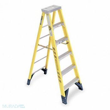 WERNER Stepladder Fiberglass 6 ft H 375 lb Cap, 6JJ82