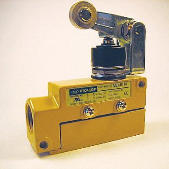 MOUJEN Enclosed Limit Swtch Strght Arm wth Boot, 160D04