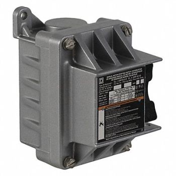 SQUARE D Manual Motor Switch NEMA 600VAC 3P M-0, 2BV96