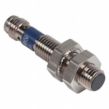 TELEMECANIQUE SENSORS Cylindrical Proximity Sensor 8mm PNP, 30UH24