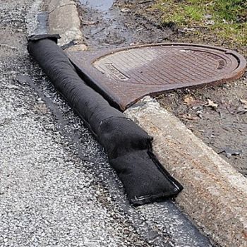 ENPAC Curb Style Inlet Guard 500 gpm Black, 31DM62