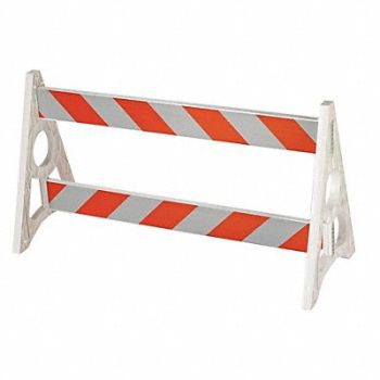 GRAINGER APPROVED Parade Barricade 40-1/2 H. 72 L., 7Y497