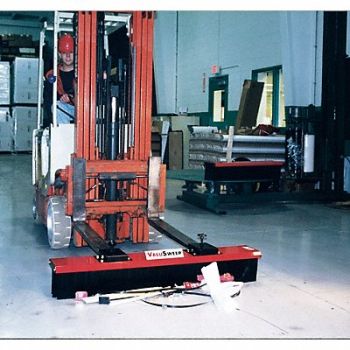 VALUSWEEP Forklift-Mnt Swper Broom 60 In W 8 In H, 8TJV2